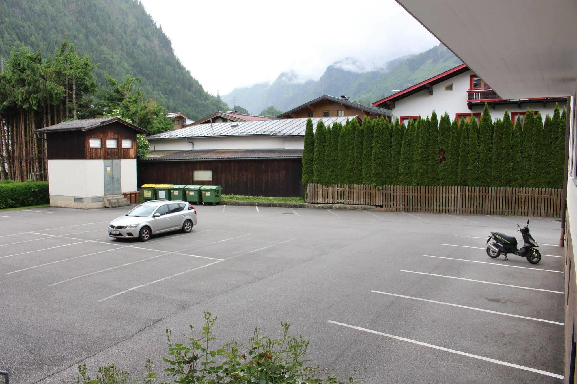 Apartment Elisa Kaprun Exterior photo